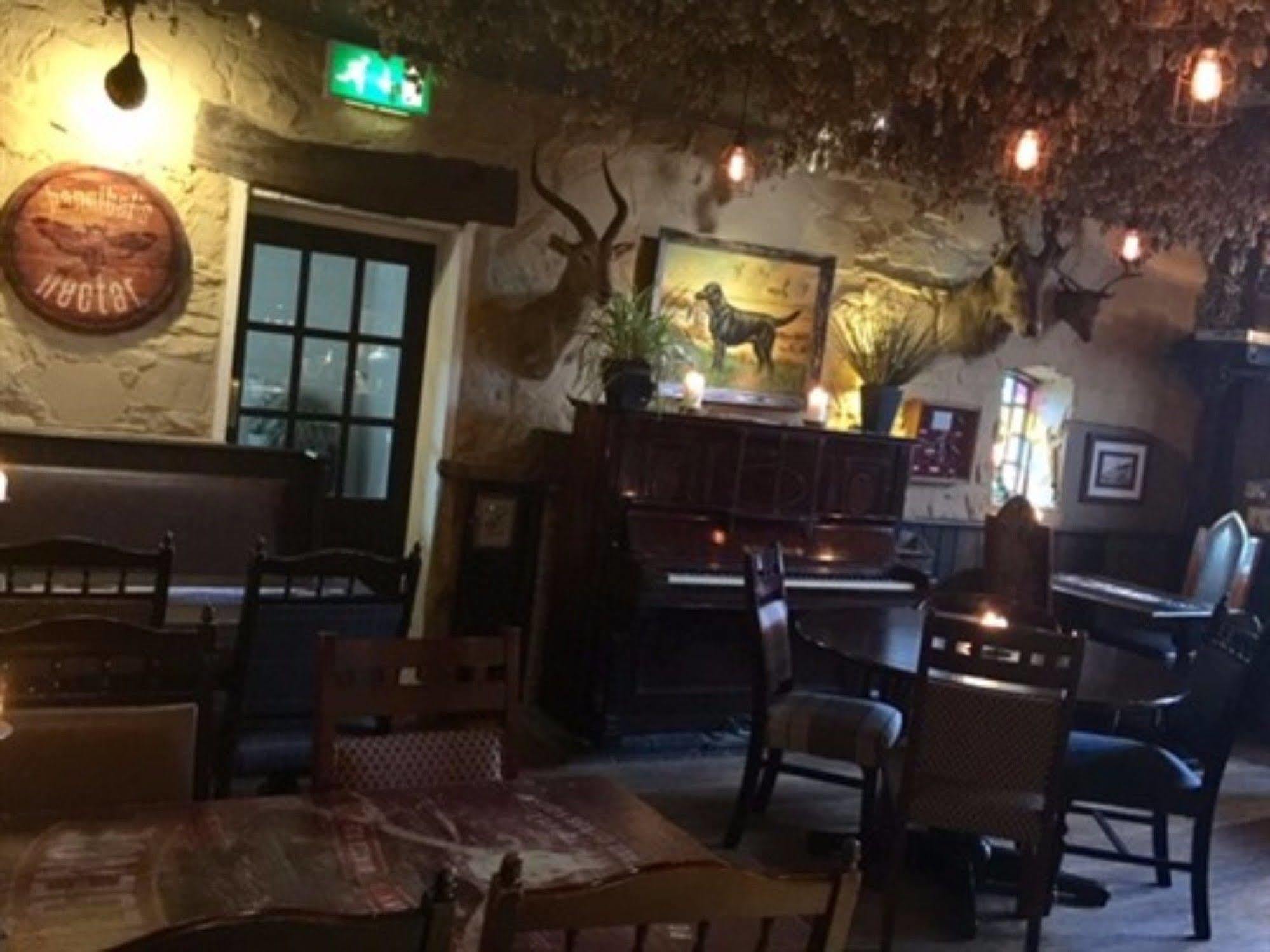 The Swan Inn Nantwich Dış mekan fotoğraf