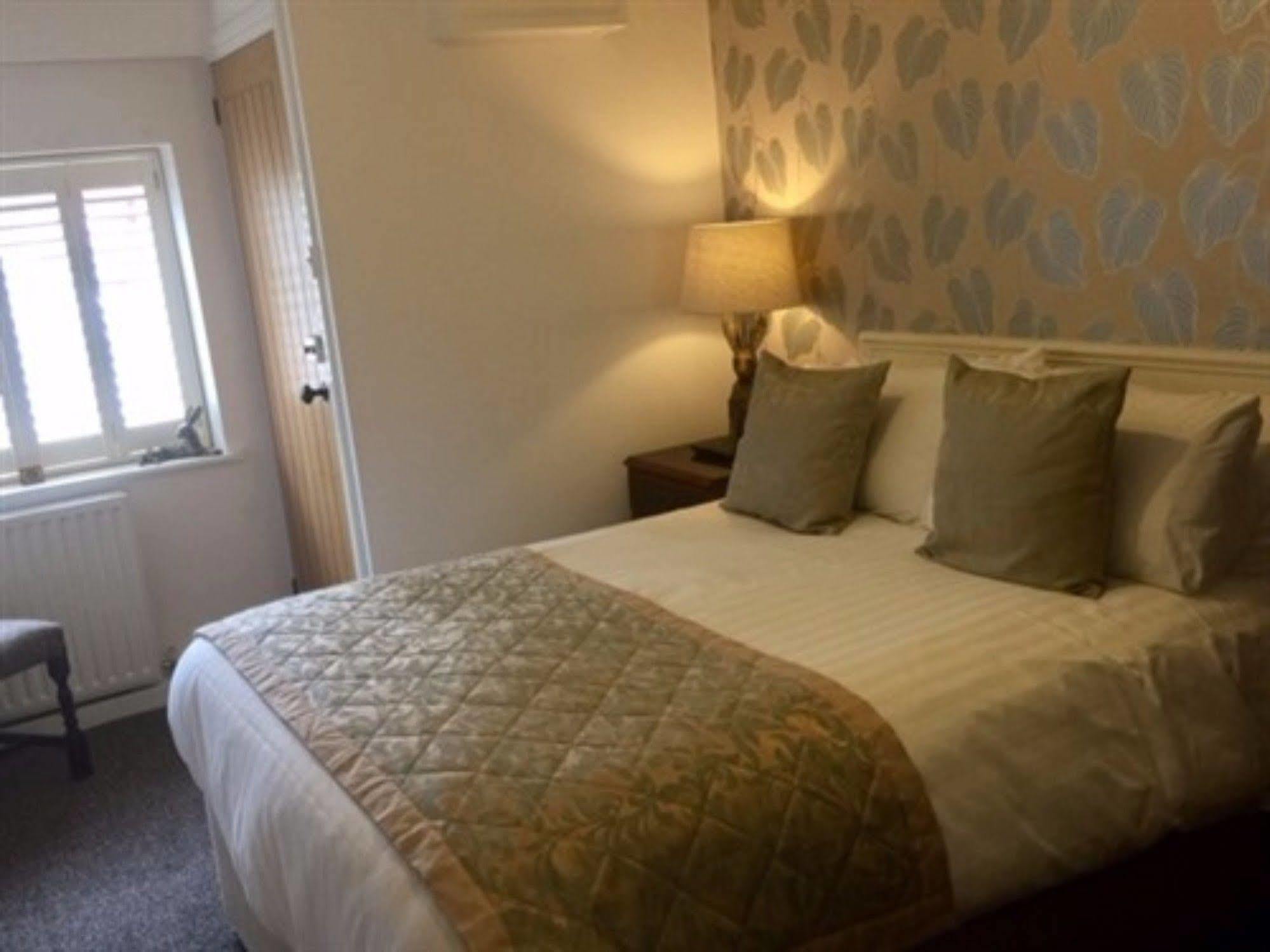 The Swan Inn Nantwich Dış mekan fotoğraf