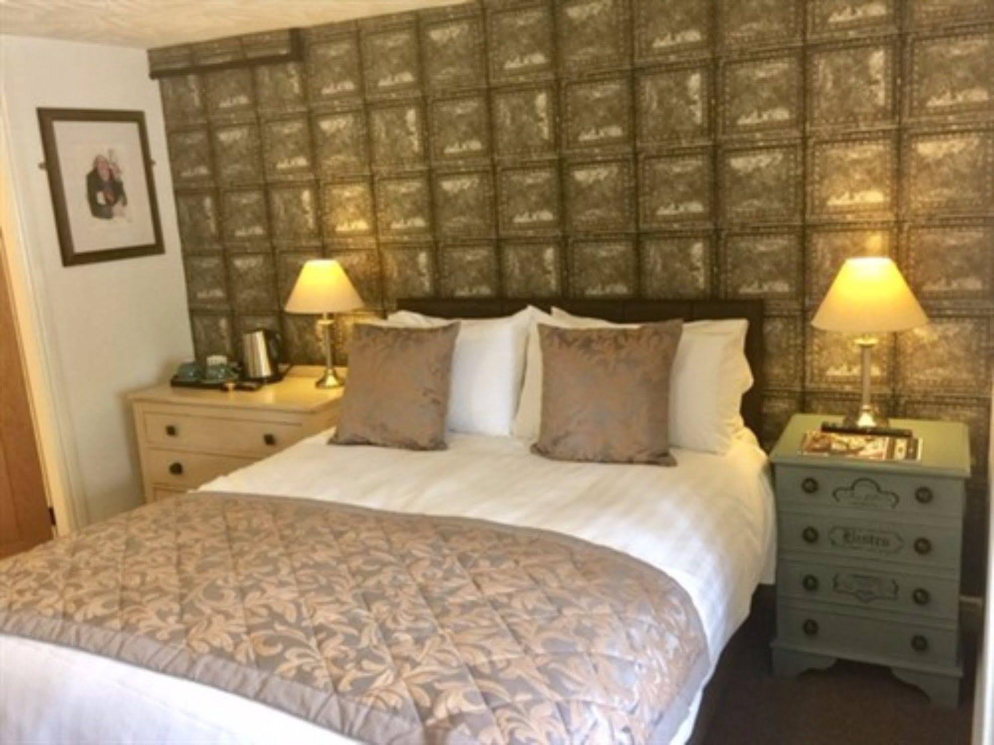The Swan Inn Nantwich Dış mekan fotoğraf
